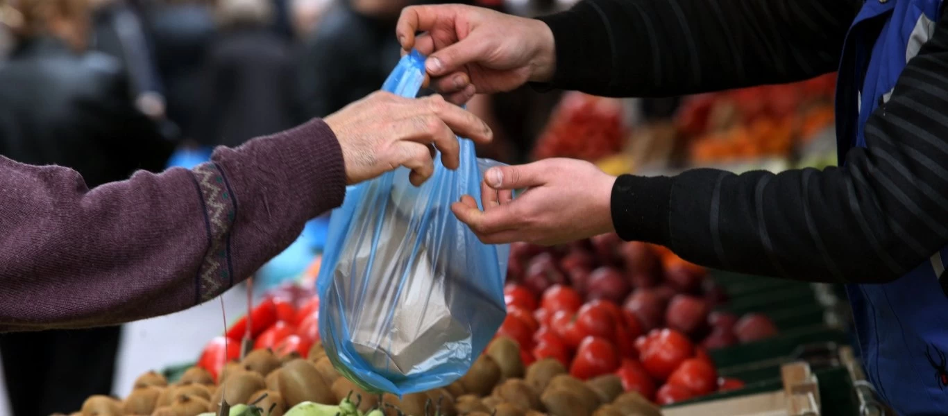 Τέλος στις αποστάσεις πέντε μέτρων στις λαϊκές αγορές - Αναλυτικά οι αλλαγές